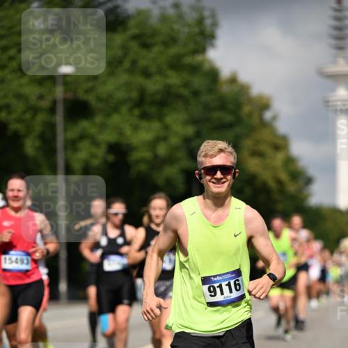 29.06.2025 - hella hamburg halbmarathon Dr. Thomas Lammeyer http://msf.ph/oto/8299908 29.06.2025 09:54:01 Kennedybrücke 1209, 1358, 1675, 1688, 1697, 1882, 2568, 2675, 2826, 3332, 3626, 4205, 4229, 4380, 4398, 4823, 5409, 5508, 5745, 6458, 6529, 6649, 6686, 6687, 7026, 8450, 8958, 9017, 9116, 9302, 9365, 10218, 10783, 10922, 11281, 11305, 11379 meine-sportfotos.de