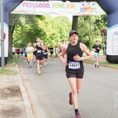 29.06.2025 - hella hamburg halbmarathon MichiJ http://msf.ph/oto/8300133 29.06.2025 10:34:34 Zwischen KM18-KM19 2138, 4497, 11021, 11077, 12706, 12724, 13303, 14062, 14262, 14449, 14541, 16127, 16136, 16466, 18702, 19105, 19127 meine-sportfotos.de