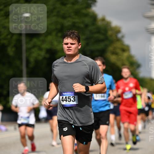 29.06.2025 - hella hamburg halbmarathon Dr. Thomas Lammeyer http://msf.ph/oto/8300177 29.06.2025 10:16:21 Kennedybrücke 1249, 1610, 1785, 1850, 1851, 2963, 2964, 3182, 3248, 3262, 3363, 4453, 4499, 5150, 5166, 5176, 6822, 6871, 7014, 7907, 8206, 8207, 8917, 8971, 9253, 9428, 10067, 10402, 10685, 11025 meine-sportfotos.de