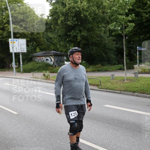29.06.2025 - hella hamburg halbmarathon Yannick Fuchs http://msf.ph/oto/8300852 29.06.2025 10:03:24 20KM 128 meine-sportfotos.de