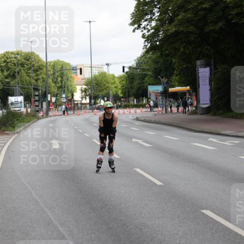 29.06.2025 - hella hamburg halbmarathon Yannick Fuchs http://msf.ph/oto/8300881 29.06.2025 10:03:28 20KM  meine-sportfotos.de