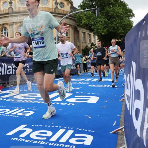 29.06.2025 - hella hamburg halbmarathon Strokosch-Dieckow http://msf.ph/oto/8300968 29.06.2025 10:53:47 Ziel 1422, 1706, 1870, 2082, 2518, 5399, 5607, 6260, 6877, 7177, 7395, 7973, 8285, 8335, 9922, 10529, 10891, 10895, 11588, 11589, 12413, 14026, 14702, 14818, 15441, 15502, 16477, 16538, 17482, 17740, 18249, 18418, 18487, 18514, 18759, 18831, 18915, 19177 meine-sportfotos.de