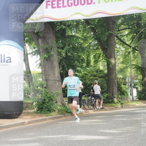 29.06.2025 - hella hamburg halbmarathon KatJ http://msf.ph/oto/8301011 29.06.2025 10:14:04 Zwischen KM18-KM19 7963 meine-sportfotos.de
