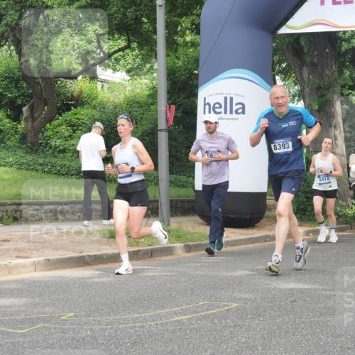 29.06.2025 - hella hamburg halbmarathon KatJ http://msf.ph/oto/8301157 29.06.2025 10:43:19 Zwischen KM18-KM19 3042, 4868, 6591, 6720, 8255, 8393 meine-sportfotos.de