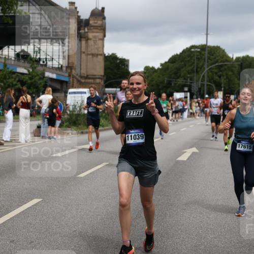 29.06.2025 - hella hamburg halbmarathon Yannick Fuchs http://msf.ph/oto/8301165 29.06.2025 10:49:52 20KM 1130, 1180, 1193, 2982, 3042, 3048, 3058, 3668, 4951, 5287, 5465, 5672, 6569, 6591, 6924, 7742, 8255, 8311, 8330, 8639, 8863, 9361, 9562, 11039, 11143, 11309, 11554, 11638, 12196, 12515, 13474, 14363, 14461, 15184, 15818, 15884, 16375, 16401, 16434, 16625, 16786, 17468, 17615, 17640, 17642, 18064, 18125, 18212, 18325, 18340, 18495, 18634, 18741, 18746, 18835, 19120, 19152 meine-sportfotos.de