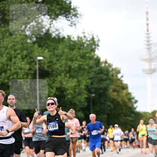 29.06.2025 - hella hamburg halbmarathon Dr. Thomas Lammeyer http://msf.ph/oto/8301454 29.06.2025 10:38:01 Kennedybrücke 1189, 1275, 1896, 2038, 2526, 2776, 2933, 3264, 3340, 3345, 3848, 4361, 4433, 4445, 4449, 4807, 4824, 4826, 5075, 5096, 5141, 5557, 5561, 5566, 5569, 5584, 5821, 5822, 5887, 6364, 6515, 6516, 6956, 7027, 7565, 7633, 7653, 7982, 8157, 8277, 8349, 8375, 8377, 8383, 8401, 8620, 9258, 9438, 9706, 9799, 9875, 9995, 10048, 10071, 10561, 10800, 11111, 11229, 11237, 11260 meine-sportfotos.de