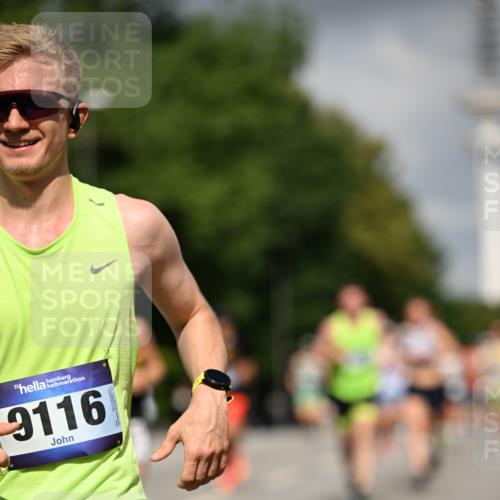29.06.2025 - hella hamburg halbmarathon Dr. Thomas Lammeyer http://msf.ph/oto/8301619 29.06.2025 09:54:02 Kennedybrücke 1209, 1358, 1675, 1688, 1697, 1882, 2568, 2675, 2826, 3332, 3626, 4205, 4229, 4380, 4398, 4823, 5409, 5472, 5508, 5745, 6458, 6529, 6649, 6686, 6687, 7026, 8450, 8958, 9017, 9116, 9302, 9365, 10218, 10783, 10922, 11281, 11284, 11305, 11379 meine-sportfotos.de