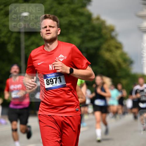 29.06.2025 - hella hamburg halbmarathon Dr. Thomas Lammeyer http://msf.ph/oto/8301675 29.06.2025 10:16:25 Kennedybrücke 1249, 1610, 1785, 1850, 1851, 2963, 2964, 3182, 3248, 3262, 3363, 4453, 5150, 5166, 5176, 6822, 6871, 7014, 7907, 8206, 8207, 8917, 8971, 9428, 10067, 10402, 10685, 11025 meine-sportfotos.de