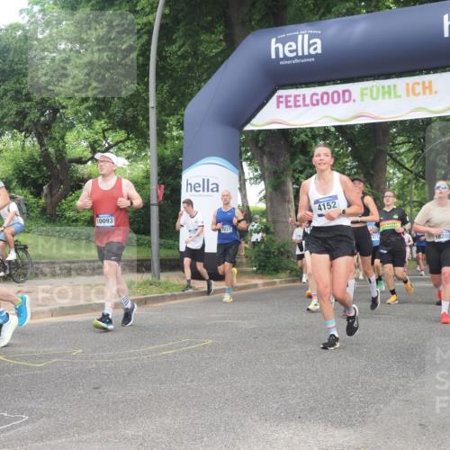 29.06.2025 - hella hamburg halbmarathon KatJ http://msf.ph/oto/8301777 29.06.2025 10:43:24 Zwischen KM18-KM19 1972, 2741, 2982, 2996, 3042, 4152, 4594, 4813, 5418, 7037, 8255, 8393 meine-sportfotos.de