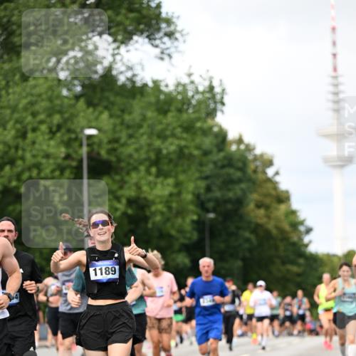 29.06.2025 - hella hamburg halbmarathon Dr. Thomas Lammeyer http://msf.ph/oto/8301888 29.06.2025 10:38:01 Kennedybrücke 1189, 1275, 1896, 2038, 2526, 2776, 2933, 3264, 3340, 3345, 3848, 4361, 4433, 4445, 4449, 4807, 4824, 4826, 5075, 5096, 5141, 5557, 5561, 5566, 5569, 5584, 5821, 5822, 5887, 6364, 6515, 6516, 6956, 7027, 7565, 7633, 7653, 7982, 8157, 8277, 8349, 8375, 8377, 8383, 8401, 8620, 9258, 9438, 9706, 9799, 9875, 9995, 10048, 10071, 10561, 10800, 11111, 11229, 11237, 11260 meine-sportfotos.de