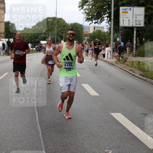 29.06.2025 - hella hamburg halbmarathon Yannick Fuchs http://msf.ph/oto/8301906 29.06.2025 10:37:34 20KM 1675, 1735, 2653, 4080, 4229, 4318, 5011, 5124, 5477, 7026, 7508, 7635, 9364, 9534, 10099, 10237, 10251, 11177, 12153, 12723, 12776, 13398, 13746, 13807, 14201, 14210, 14226, 14484, 14849, 15255, 15328, 15706, 15851, 15921, 16314, 16338, 18004, 18274, 18304, 18449, 18659, 18987, 19009, 19038, 19051, 19229 meine-sportfotos.de