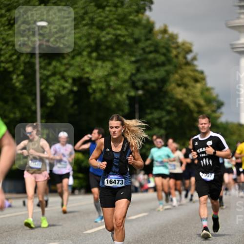 29.06.2025 - hella hamburg halbmarathon Dr. Thomas Lammeyer http://msf.ph/oto/8301931 29.06.2025 10:16:26 Kennedybrücke 1249, 1610, 1785, 1850, 1851, 2963, 2964, 3182, 3248, 3262, 3363, 4453, 5150, 5166, 5176, 6822, 6871, 7014, 7907, 8206, 8917, 8971, 9428, 10067, 10402, 10409, 10685, 11025 meine-sportfotos.de