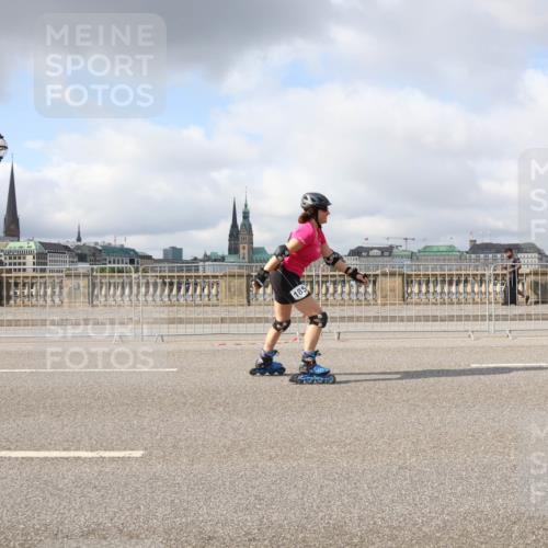 29.06.2025 - hella hamburg halbmarathon Lena Gebhardt http://msf.ph/oto/8302011 29.06.2025 09:06:39 Lombardsbrücke  meine-sportfotos.de
