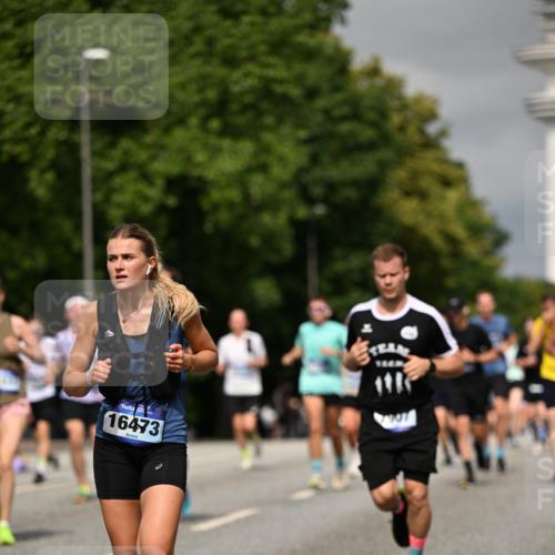 29.06.2025 - hella hamburg halbmarathon Dr. Thomas Lammeyer http://msf.ph/oto/8302274 29.06.2025 10:16:28 Kennedybrücke 1249, 1610, 1785, 1850, 1851, 2963, 2964, 3182, 3248, 3262, 3363, 4453, 4532, 5150, 5166, 5176, 6822, 6871, 7014, 7907, 8917, 8971, 9428, 9705, 10067, 10402, 10409, 10685, 11025 meine-sportfotos.de