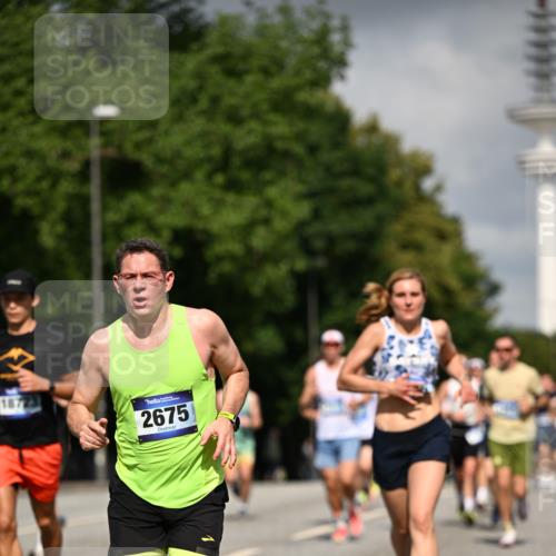 29.06.2025 - hella hamburg halbmarathon Dr. Thomas Lammeyer http://msf.ph/oto/8302419 29.06.2025 09:54:06 Kennedybrücke 1209, 1358, 1688, 1697, 1882, 2675, 3626, 4205, 4229, 4380, 4398, 4823, 4893, 5026, 5409, 5472, 5508, 5745, 5916, 6080, 6458, 6529, 6649, 6686, 6687, 7026, 7110, 8450, 8958, 9017, 9116, 9365, 10218, 10783, 10922, 11281, 11284, 11305, 11379 meine-sportfotos.de