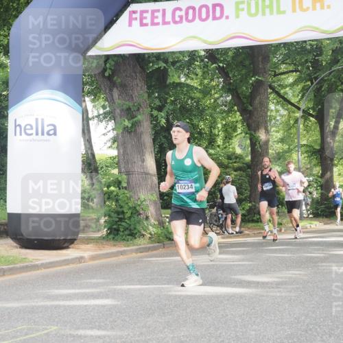 29.06.2025 - hella hamburg halbmarathon KatJ http://msf.ph/oto/8302511 29.06.2025 10:14:10 Zwischen KM18-KM19  meine-sportfotos.de