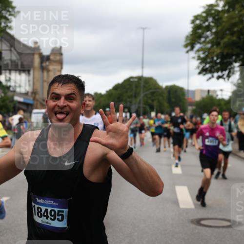 29.06.2025 - hella hamburg halbmarathon Yannick Fuchs http://msf.ph/oto/8302565 29.06.2025 10:49:59 20KM 1130, 1180, 1877, 2378, 2982, 3042, 3048, 4951, 5287, 5465, 5721, 5744, 6759, 7646, 7742, 8255, 8311, 8330, 8639, 8863, 9361, 9562, 9622, 11039, 11143, 11309, 11554, 11638, 12196, 12515, 12858, 13474, 14363, 14461, 15134, 16043, 16375, 16401, 16434, 16625, 16786, 17468, 17615, 18117, 18125, 18212, 18325, 18340, 18495, 18531, 18634, 18746, 18835, 18966, 19120, 19152 meine-sportfotos.de