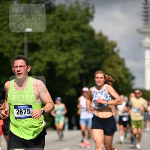 29.06.2025 - hella hamburg halbmarathon Dr. Thomas Lammeyer http://msf.ph/oto/8302672 29.06.2025 09:54:06 Kennedybrücke 1209, 1358, 1688, 1697, 1882, 2675, 3626, 4205, 4229, 4380, 4398, 4823, 4893, 5026, 5409, 5472, 5508, 5745, 5916, 6080, 6458, 6529, 6649, 6686, 6687, 7026, 7110, 8450, 8958, 9017, 9116, 9365, 10218, 10783, 10922, 11281, 11284, 11305, 11379 meine-sportfotos.de