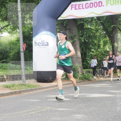 29.06.2025 - hella hamburg halbmarathon KatJ http://msf.ph/oto/8302736 29.06.2025 10:14:11 Zwischen KM18-KM19  meine-sportfotos.de