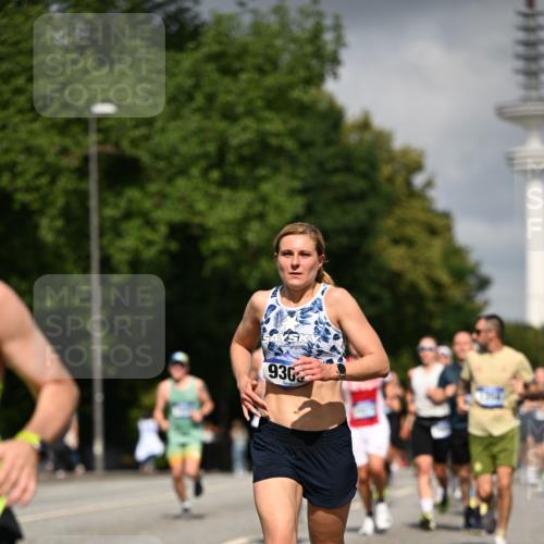 29.06.2025 - hella hamburg halbmarathon Dr. Thomas Lammeyer http://msf.ph/oto/8302786 29.06.2025 09:54:07 Kennedybrücke 1209, 1358, 1688, 1697, 1882, 2546, 2675, 3626, 4205, 4229, 4380, 4398, 4823, 4893, 5026, 5472, 5508, 5745, 5752, 5916, 6080, 6458, 6649, 6686, 6687, 7026, 7110, 8450, 8958, 9116, 9365, 10218, 10783, 10922, 11281, 11284, 11305, 11379 meine-sportfotos.de
