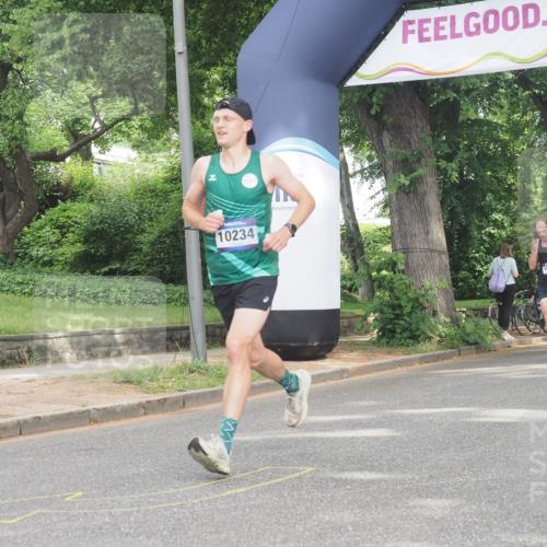 29.06.2025 - hella hamburg halbmarathon KatJ http://msf.ph/oto/8302889 29.06.2025 10:14:11 Zwischen KM18-KM19  meine-sportfotos.de