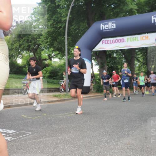 29.06.2025 - hella hamburg halbmarathon KatJ http://msf.ph/oto/8303230 29.06.2025 10:43:32 Zwischen KM18-KM19 1130, 1485, 2083, 2250, 2741, 2996, 4813, 5492, 7547 meine-sportfotos.de