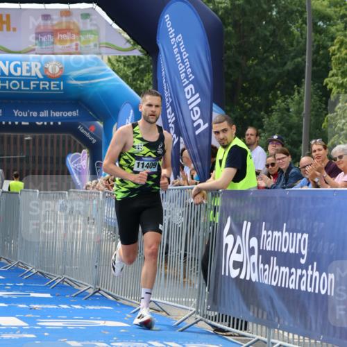 29.06.2025 - hella hamburg halbmarathon Strokosch-Dieckow http://msf.ph/oto/8303251 29.06.2025 10:16:17 Ziel 11409 meine-sportfotos.de