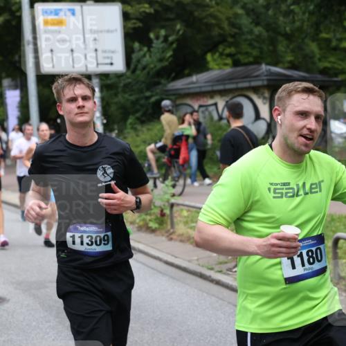 29.06.2025 - hella hamburg halbmarathon Yannick Fuchs http://msf.ph/oto/8303372 29.06.2025 10:50:04 20KM 1130, 1180, 1877, 2378, 2982, 3042, 3048, 4594, 4813, 4951, 5287, 5465, 5721, 5744, 6759, 7646, 7742, 8311, 8330, 8639, 8863, 8996, 9622, 9903, 10084, 11143, 11309, 11554, 11638, 11870, 12196, 12515, 12858, 13474, 14363, 14461, 15134, 16008, 16009, 16043, 16375, 16434, 16625, 17468, 18117, 18125, 18212, 18325, 18340, 18495, 18531, 18634, 18966, 19152 meine-sportfotos.de