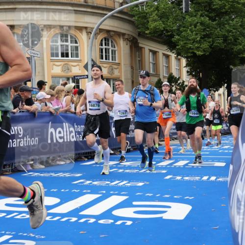 29.06.2025 - hella hamburg halbmarathon Strokosch-Dieckow http://msf.ph/oto/8303384 29.06.2025 10:54:21 Ziel 1267, 1442, 3103, 3177, 3426, 3861, 4635, 4868, 6082, 6084, 6511, 6512, 7129, 7274, 8223, 8772, 11009, 11430, 11797, 11799, 12321, 12362, 13033, 13289, 13803, 15946, 16327, 16527, 16574, 16750, 16879, 17087, 17698, 18268, 19067 meine-sportfotos.de