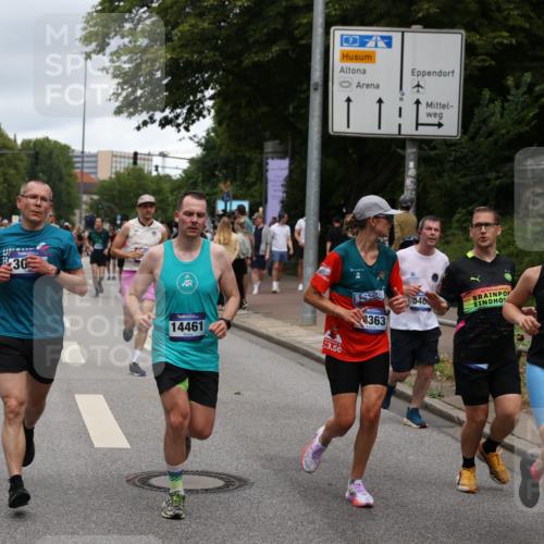 29.06.2025 - hella hamburg halbmarathon Yannick Fuchs http://msf.ph/oto/8303487 29.06.2025 10:50:05 20KM 1130, 1180, 1877, 2378, 2982, 3042, 3048, 4594, 4813, 4951, 5287, 5465, 5721, 5744, 6759, 7646, 7742, 8311, 8330, 8639, 8863, 8968, 8996, 9246, 9622, 9903, 10084, 11143, 11309, 11554, 11638, 11870, 12196, 12515, 12858, 13474, 14363, 14461, 15134, 16008, 16009, 16043, 16375, 16434, 16620, 16625, 17468, 18117, 18125, 18212, 18325, 18340, 18495, 18531, 18634, 18966, 19152 meine-sportfotos.de