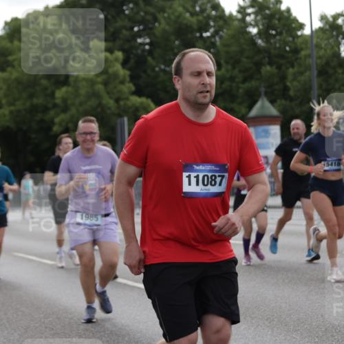 29.06.2025 - hella hamburg halbmarathon Jannik Wohlers http://msf.ph/oto/8303565 29.06.2025 10:37:29 Lombardsbrücke 1475, 1578, 1799, 1985, 2853, 3230, 3246, 3880, 5139, 5522, 6243, 6362, 6697, 7244, 7321, 7350, 7696, 8198, 8199, 8985, 9247, 9288, 9895, 10025, 10159, 10836, 11087, 11152, 11164, 11421, 11456, 11457, 11479, 11543, 11882, 12242, 12254, 12997, 13650, 14018, 15002, 15329, 15418, 15511, 15762, 16211, 16220, 16360, 17389, 17793, 18317, 18319, 18572, 18937 meine-sportfotos.de