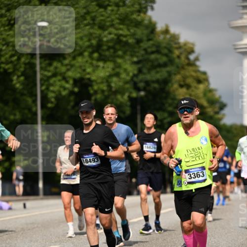 29.06.2025 - hella hamburg halbmarathon Dr. Thomas Lammeyer http://msf.ph/oto/8303689 29.06.2025 10:16:33 Kennedybrücke 1610, 1785, 1851, 2531, 2942, 2963, 2964, 3363, 4453, 4532, 5150, 5166, 6822, 7014, 7907, 8398, 8405, 8917, 8971, 9428, 9705, 10067, 10402, 10409, 10685, 11025 meine-sportfotos.de