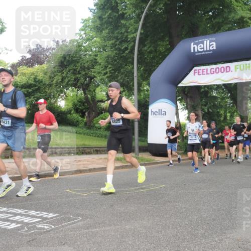 29.06.2025 - hella hamburg halbmarathon KatJ http://msf.ph/oto/8304163 29.06.2025 10:43:37 Zwischen KM18-KM19 1130, 1485, 2250, 5492, 6272, 6399, 8669 meine-sportfotos.de