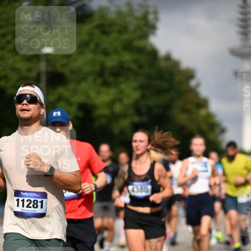 29.06.2025 - hella hamburg halbmarathon Dr. Thomas Lammeyer http://msf.ph/oto/8304199 29.06.2025 09:54:14 Kennedybrücke 1209, 1358, 1697, 1882, 2546, 2675, 3626, 4205, 4229, 4380, 4893, 5026, 5472, 5506, 5508, 5745, 5752, 5916, 6080, 6429, 6686, 6687, 7026, 7110, 8091, 8574, 8958, 9365, 10064, 10783, 11281, 11284, 11305 meine-sportfotos.de