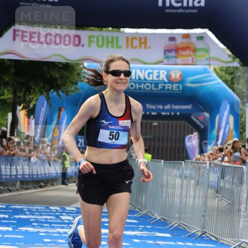29.06.2025 - hella hamburg halbmarathon Strokosch-Dieckow http://msf.ph/oto/8304201 29.06.2025 10:16:09 Ziel 50 meine-sportfotos.de
