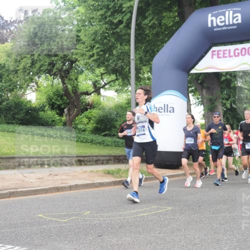 29.06.2025 - hella hamburg halbmarathon KatJ http://msf.ph/oto/8304202 29.06.2025 10:43:38 Zwischen KM18-KM19 1130, 1485, 2250, 5492, 6272, 6399, 8669 meine-sportfotos.de