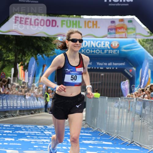 29.06.2025 - hella hamburg halbmarathon Strokosch-Dieckow http://msf.ph/oto/8304246 29.06.2025 10:16:09 Ziel 50 meine-sportfotos.de