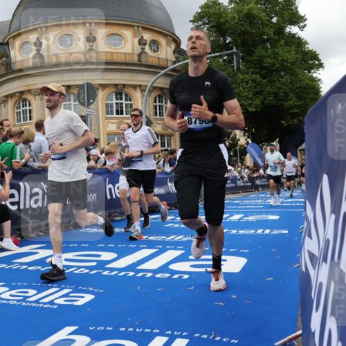 29.06.2025 - hella hamburg halbmarathon Strokosch-Dieckow http://msf.ph/oto/8304483 29.06.2025 10:54:34 Ziel 1125, 1496, 2474, 3310, 3794, 4868, 5259, 7478, 8798, 9012, 10040, 10368, 10376, 11797, 11799, 12489, 12607, 15146, 15389, 15584, 17765, 19000 meine-sportfotos.de