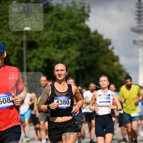29.06.2025 - hella hamburg halbmarathon Dr. Thomas Lammeyer http://msf.ph/oto/8304491 29.06.2025 09:54:15 Kennedybrücke 1209, 1358, 1697, 1882, 2546, 2675, 3626, 4205, 4229, 4380, 4893, 5026, 5472, 5506, 5508, 5745, 5752, 5916, 6080, 6429, 6686, 6687, 7026, 7110, 8091, 8574, 8958, 9365, 10064, 10783, 11281, 11284, 11305 meine-sportfotos.de