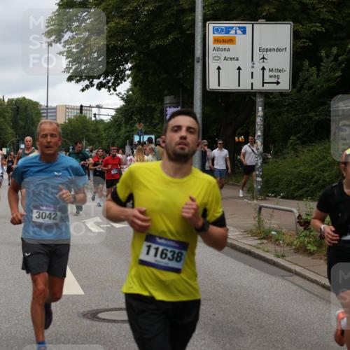 29.06.2025 - hella hamburg halbmarathon Yannick Fuchs http://msf.ph/oto/8304604 29.06.2025 10:50:09 20KM 1130, 1180, 1877, 2378, 2982, 3042, 3048, 4594, 4813, 4951, 5287, 5465, 5721, 5744, 6759, 7037, 7547, 7646, 7742, 8311, 8330, 8639, 8863, 8968, 8996, 9246, 9622, 9903, 10084, 10093, 10665, 11143, 11309, 11554, 11638, 11870, 12515, 12858, 13691, 14363, 14461, 14867, 15134, 16008, 16009, 16043, 16375, 16434, 16620, 16625, 17468, 17660, 17993, 18117, 18125, 18325, 18531, 18634, 18867, 18966, 19152 meine-sportfotos.de