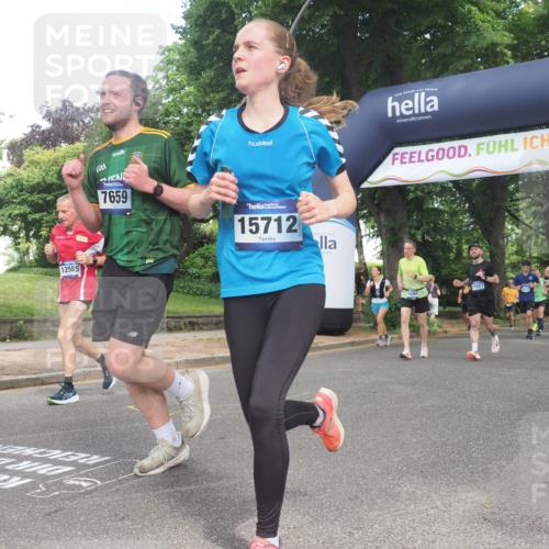 29.06.2025 - hella hamburg halbmarathon KatJ http://msf.ph/oto/8304685 29.06.2025 10:43:42 Zwischen KM18-KM19 1583, 6272, 6399, 7659, 8669 meine-sportfotos.de