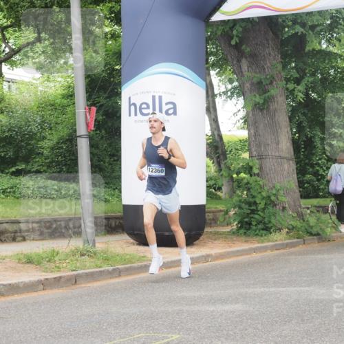 29.06.2025 - hella hamburg halbmarathon KatJ http://msf.ph/oto/8304788 29.06.2025 10:14:23 Zwischen KM18-KM19 5301 meine-sportfotos.de
