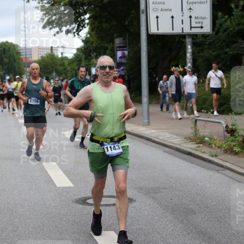 29.06.2025 - hella hamburg halbmarathon Yannick Fuchs http://msf.ph/oto/8304816 29.06.2025 10:50:12 20KM 1130, 1180, 1877, 2083, 2378, 2982, 3042, 3048, 4152, 4594, 4813, 5287, 5465, 5570, 5721, 5744, 6759, 7037, 7547, 7646, 8311, 8330, 8863, 8968, 8996, 9246, 9622, 9903, 10084, 10093, 10665, 11143, 11309, 11554, 11638, 11870, 12515, 12858, 13691, 14363, 14461, 14588, 14867, 15134, 15407, 16008, 16009, 16043, 16121, 16434, 16620, 16625, 17268, 17468, 17660, 17993, 18117, 18125, 18531, 18634, 18867, 18966 meine-sportfotos.de