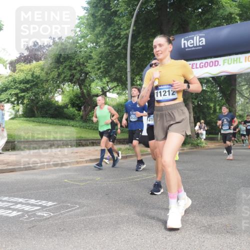 29.06.2025 - hella hamburg halbmarathon KatJ http://msf.ph/oto/8304877 29.06.2025 10:43:47 Zwischen KM18-KM19 1583, 3836, 4167, 5033, 7659, 7716, 8542, 8652 meine-sportfotos.de