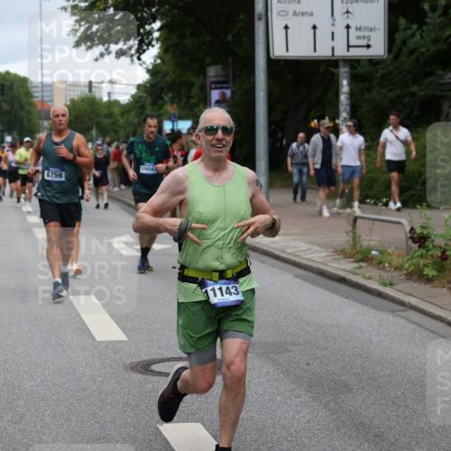 29.06.2025 - hella hamburg halbmarathon Yannick Fuchs http://msf.ph/oto/8304884 29.06.2025 10:50:12 20KM 1130, 1180, 1877, 2083, 2378, 2982, 3042, 3048, 4152, 4594, 4813, 5287, 5465, 5570, 5721, 5744, 6759, 7037, 7547, 7646, 8311, 8330, 8863, 8968, 8996, 9246, 9622, 9903, 10084, 10093, 10665, 11143, 11309, 11554, 11638, 11870, 12515, 12858, 13691, 14363, 14461, 14588, 14867, 15134, 15407, 16008, 16009, 16043, 16121, 16434, 16620, 16625, 17268, 17468, 17660, 17993, 18117, 18125, 18531, 18634, 18867, 18966 meine-sportfotos.de