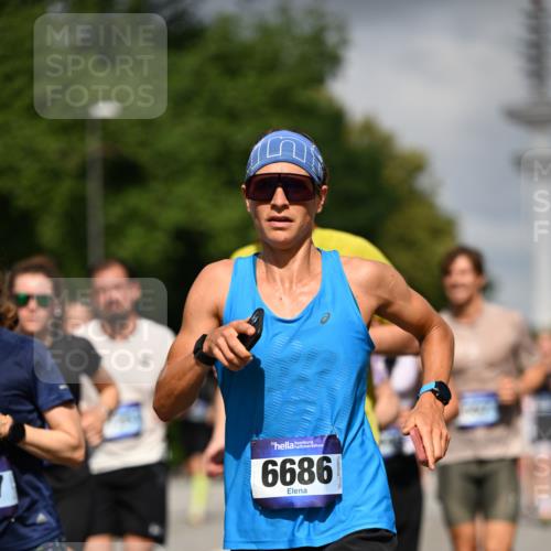 29.06.2025 - hella hamburg halbmarathon Dr. Thomas Lammeyer http://msf.ph/oto/8304931 29.06.2025 09:54:18 Kennedybrücke 1209, 1358, 1441, 1697, 2546, 2675, 3056, 3626, 4205, 4229, 4380, 4893, 5026, 5472, 5506, 5508, 5752, 5916, 6080, 6429, 6686, 6687, 7026, 7110, 8091, 8574, 8958, 9365, 10064, 10783, 11281, 11284, 11305 meine-sportfotos.de