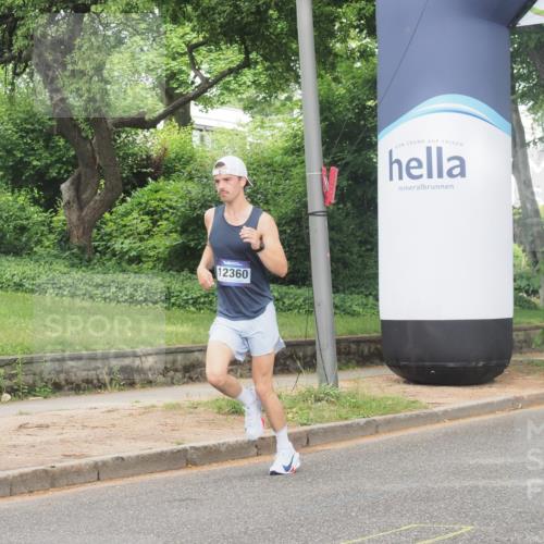 29.06.2025 - hella hamburg halbmarathon KatJ http://msf.ph/oto/8304956 29.06.2025 10:14:23 Zwischen KM18-KM19 5301 meine-sportfotos.de