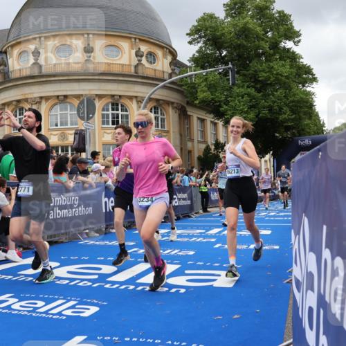 29.06.2025 - hella hamburg halbmarathon Strokosch-Dieckow http://msf.ph/oto/8305095 29.06.2025 10:55:28 Ziel 1130, 2252, 2771, 3037, 4189, 4951, 5287, 5319, 6591, 6938, 8487, 8573, 11554, 11568, 12196, 12544, 12584, 13234, 13236, 13267, 14036, 14592, 16110, 16213, 16334, 16609, 16985, 17603, 17615, 17940 meine-sportfotos.de