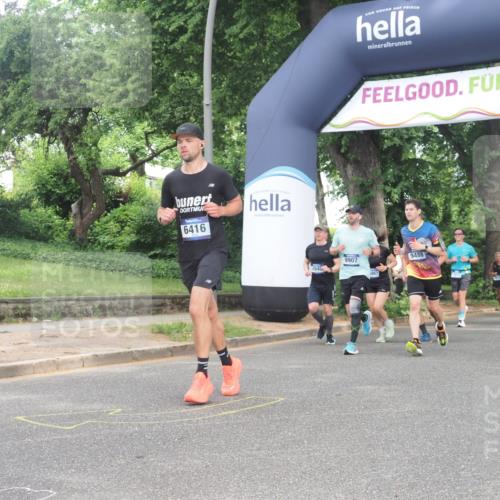 29.06.2025 - hella hamburg halbmarathon KatJ http://msf.ph/oto/8305103 29.06.2025 10:43:51 Zwischen KM18-KM19 1563, 2417, 3836, 4167, 5033, 6416, 7716, 8542, 8652 meine-sportfotos.de