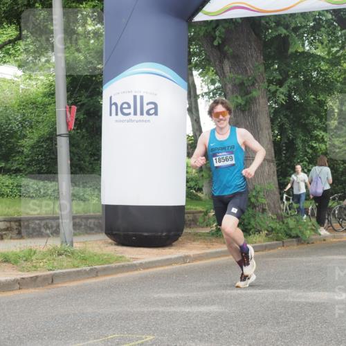 29.06.2025 - hella hamburg halbmarathon KatJ http://msf.ph/oto/8305164 29.06.2025 10:14:25 Zwischen KM18-KM19 5301 meine-sportfotos.de